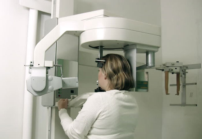 Máy chụp X-quang răng có đặc điểm gì